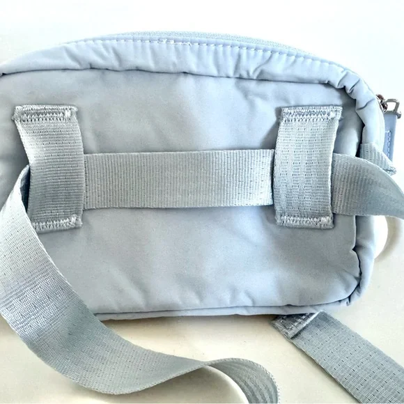 Athleta Belt Bag / Crossbody Light Blue Small Travel Bag Fanny Pack Power of She - Picture 8 of 9